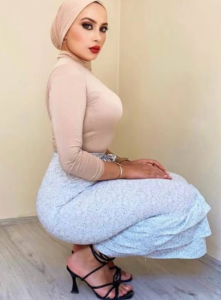 Türbanlı Escort Bayan Cananla Tutkulu Aşk